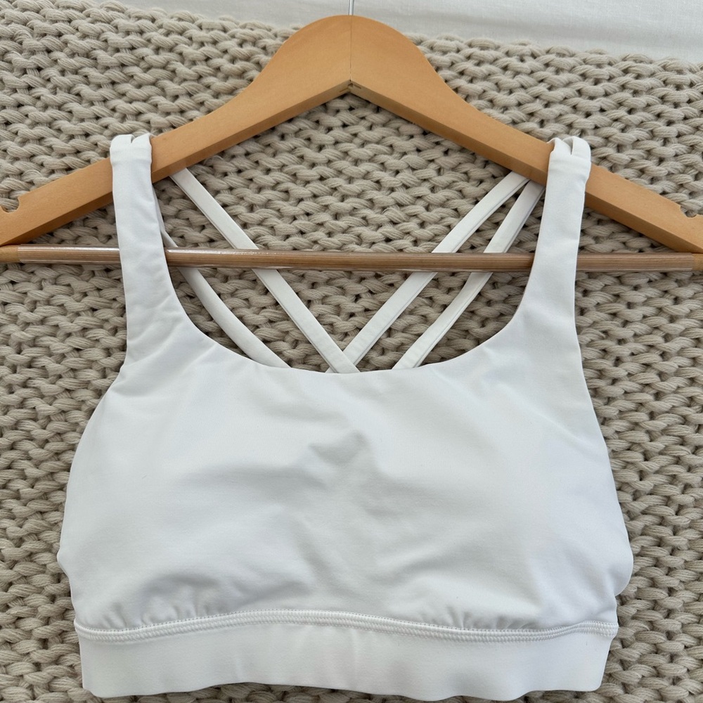 NWOT Lululemon Energy Sports Bra